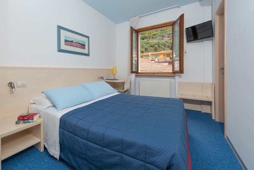 Hotel Erika Malcesine Quarto foto